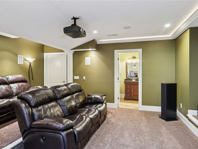 38230 Flanders Drive, Solon, OH 44139 Photo 38