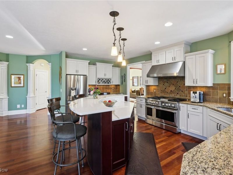 38230 Flanders Drive, Solon, OH 44139 Photo 9