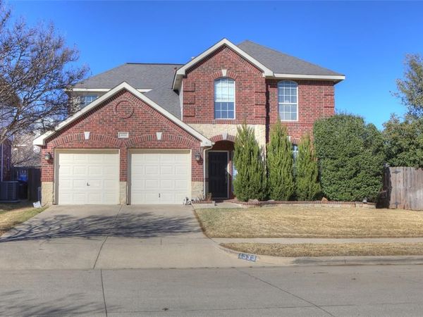 4633 Tanque Drive, Fort Worth, TX 76137