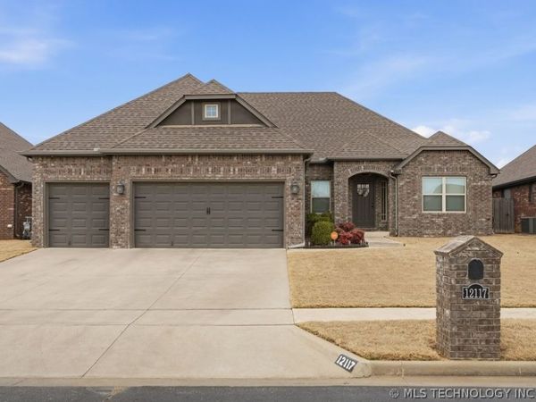 12117 E 69th Street N, Owasso, OK 74055