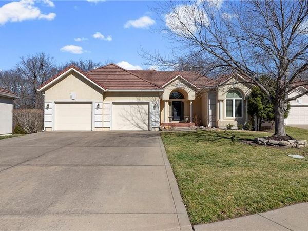 21304 E 37th Terrace Court, Independence, MO 64057