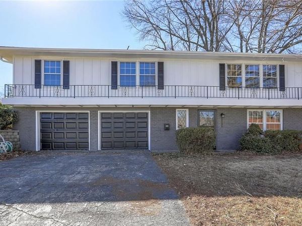 12819 E 49th Street, Independence, MO 64055