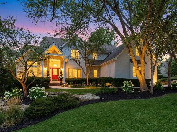 26266 W 110th Terrace, Olathe, KS 66061