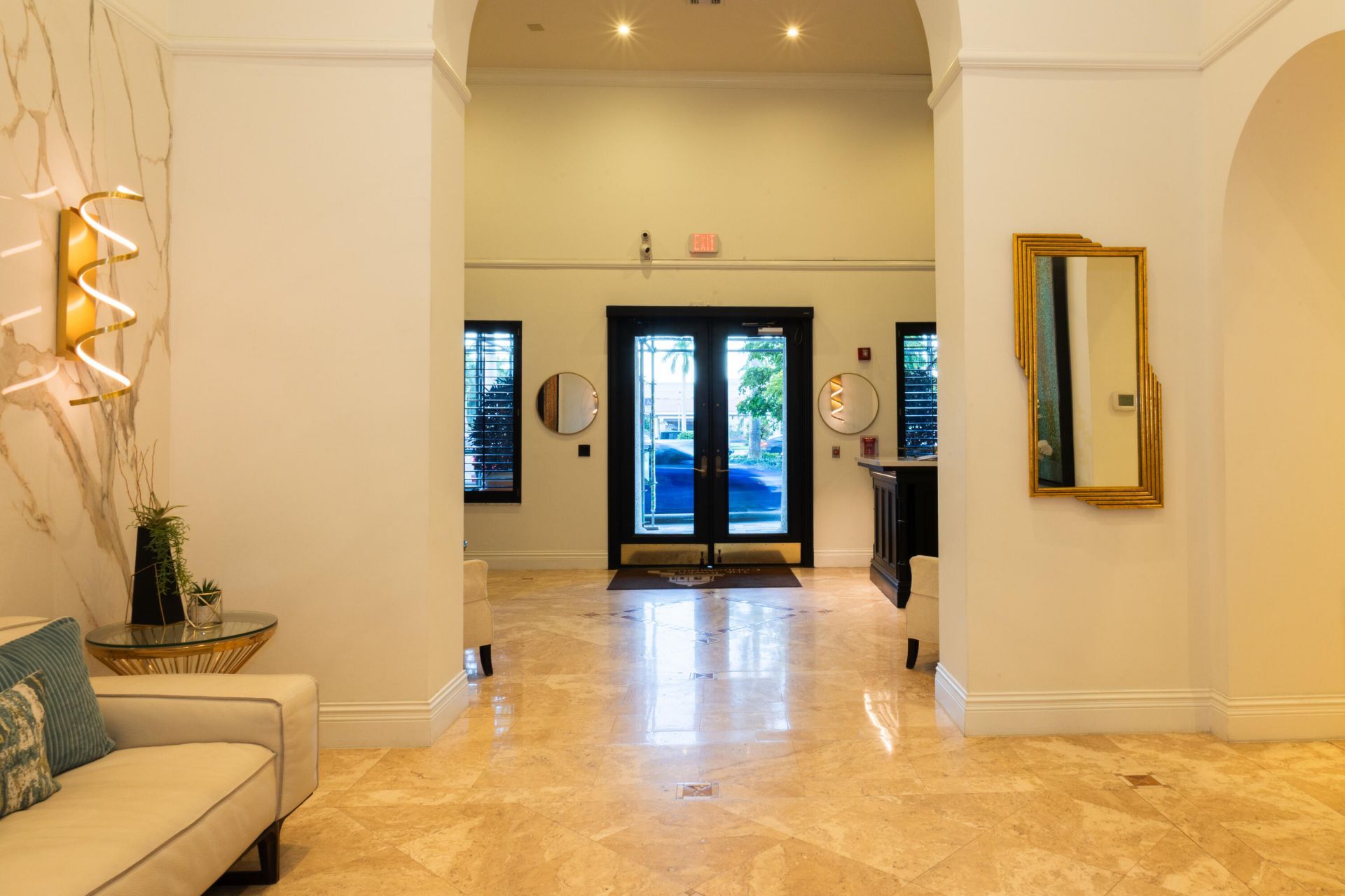 651 Okeechobee Boulevard, Unit 1008, West Palm Beach, FL 33401 Photo