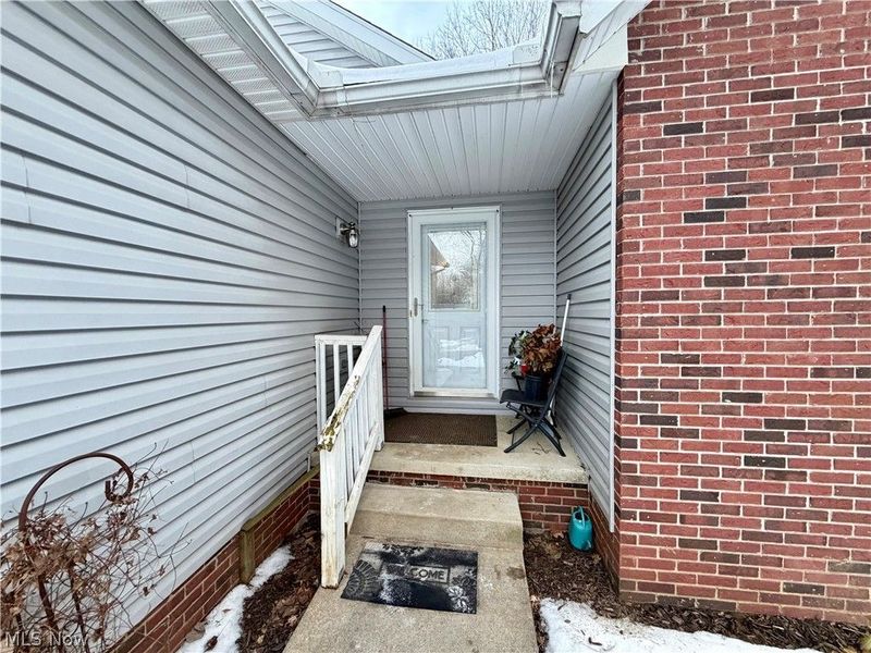 8397 French Hill Road NW, Bolivar, OH 44612 Photo 2