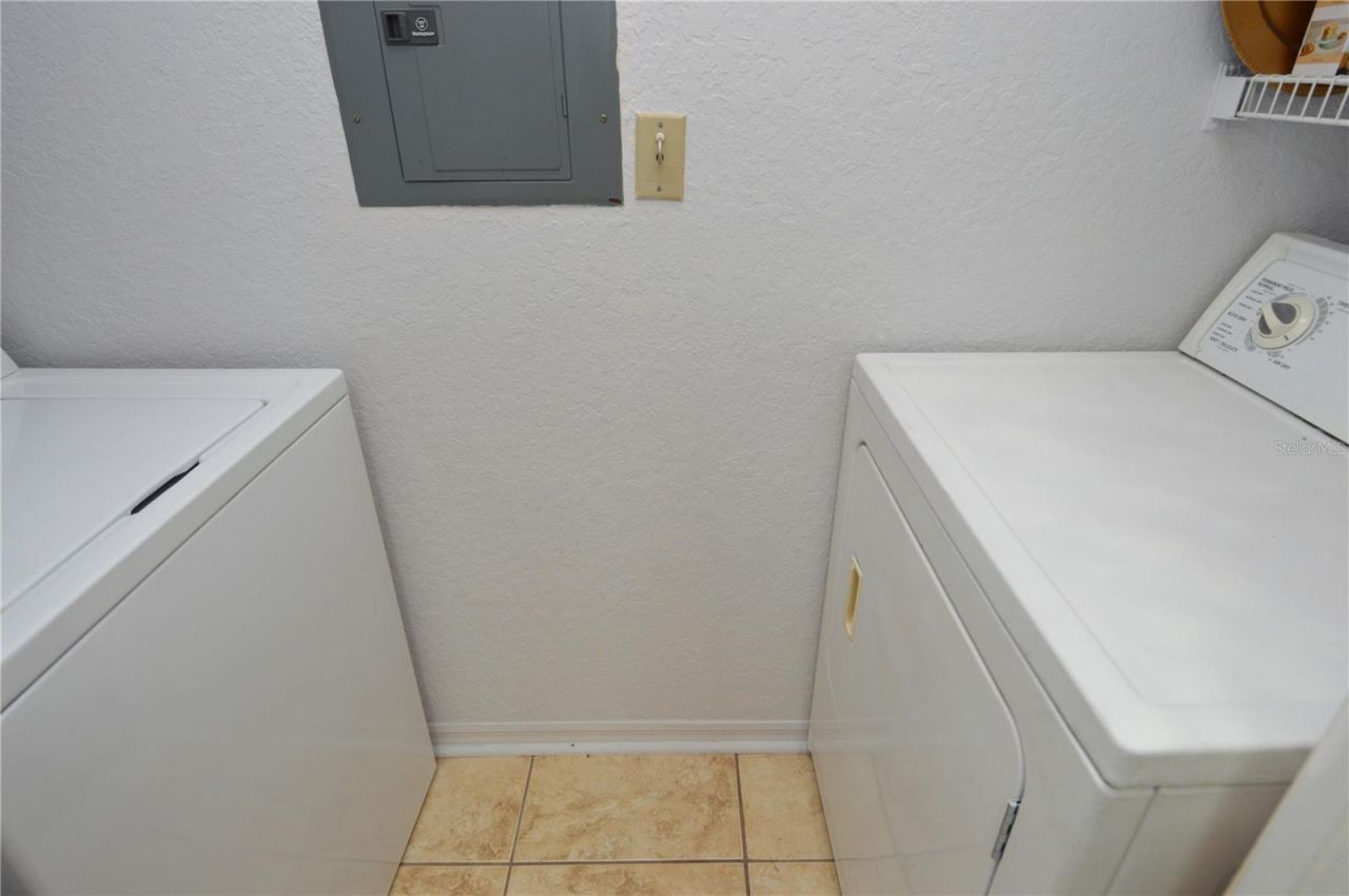 10265 Gandy Boulevard N, Unit 1405, Saint Petersburg, FL 33702 Photo