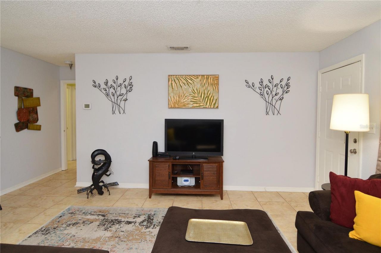 10265 Gandy Boulevard N, Unit 1405, Saint Petersburg, FL 33702 Photo