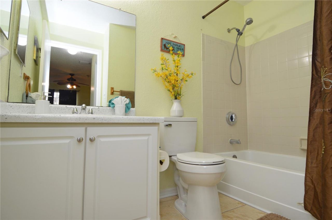 10265 Gandy Boulevard N, Unit 1405, Saint Petersburg, FL 33702 Photo