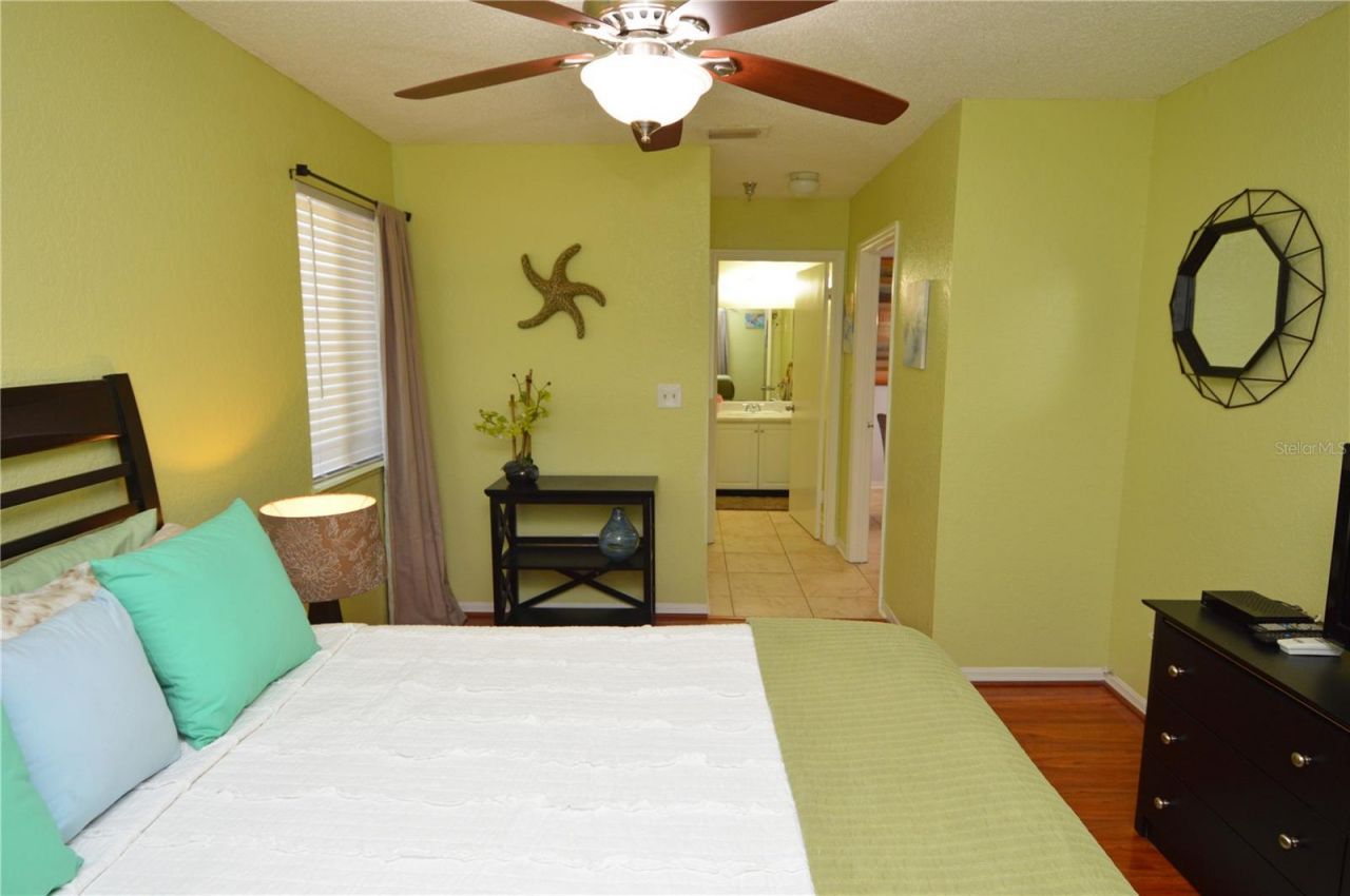 10265 Gandy Boulevard N, Unit 1405, Saint Petersburg, FL 33702 Photo