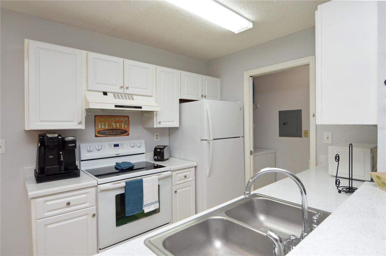 10265 Gandy Boulevard N, Unit 1405, Saint Petersburg, FL 33702 Photo