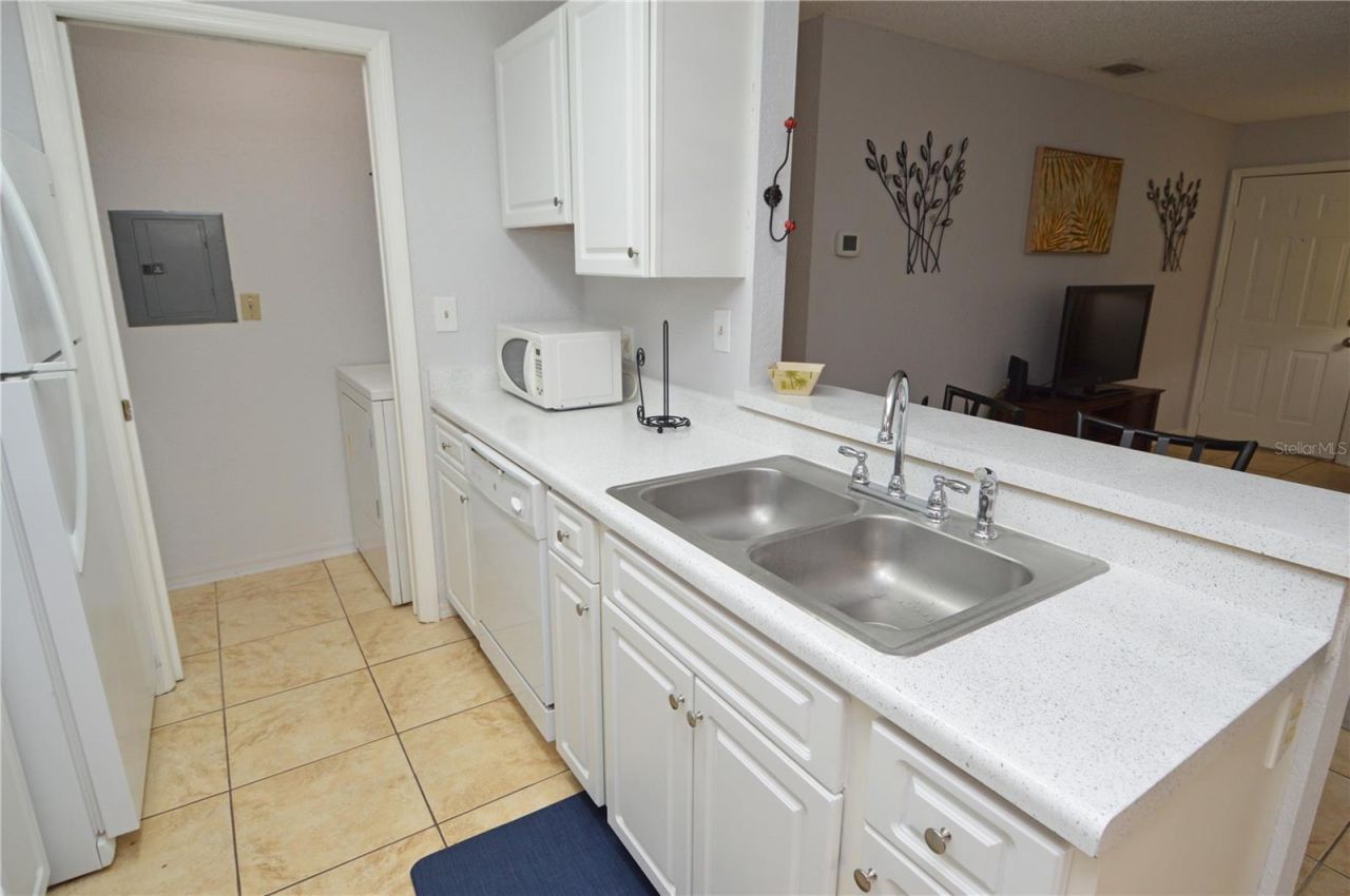 10265 Gandy Boulevard N, Unit 1405, Saint Petersburg, FL 33702 Photo