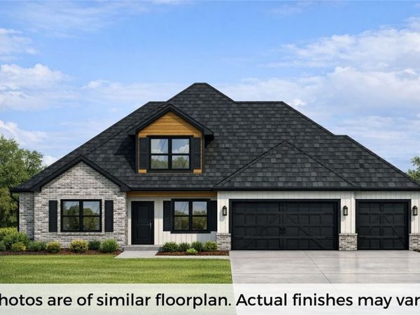 7872 Teton Trail Avenue, Springdale, AR 72762