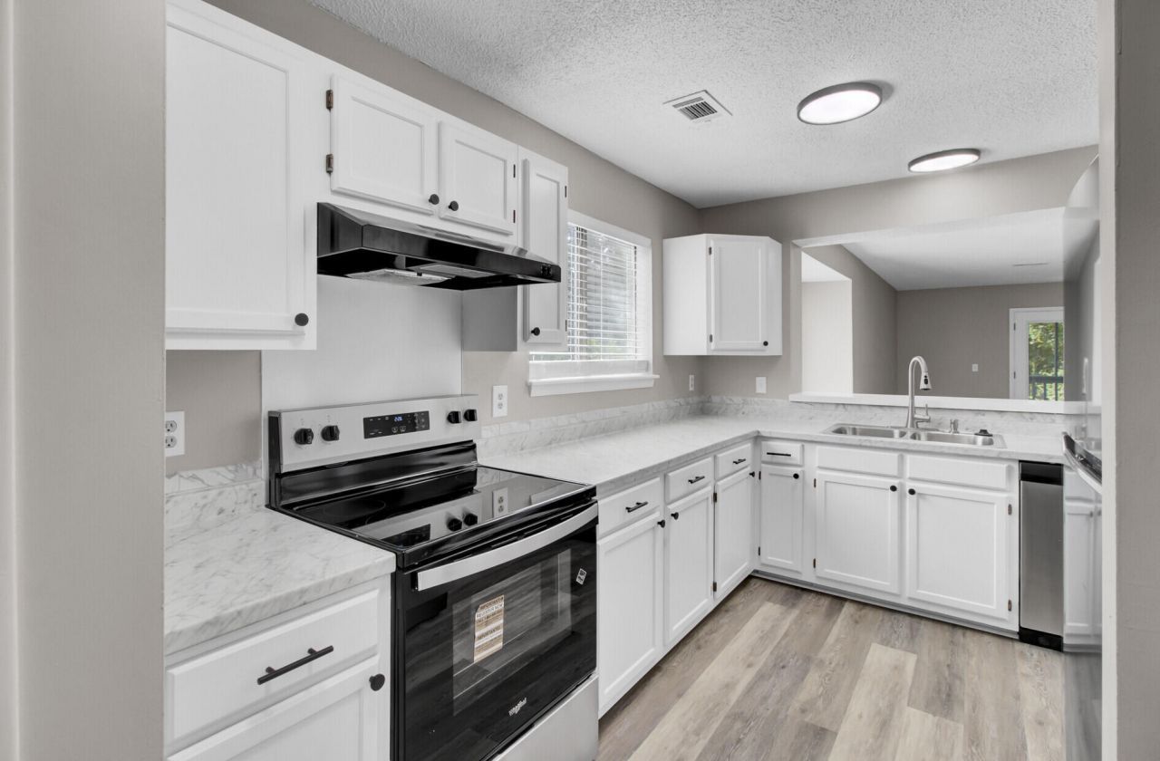 1530 Fort Johnson Road Photo 10