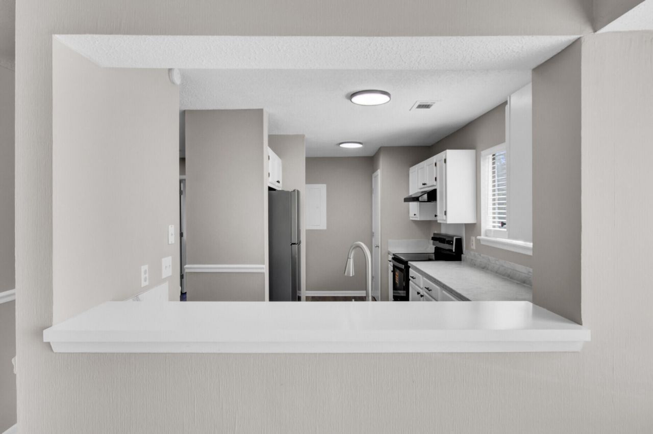 1530 Fort Johnson Road Photo 7