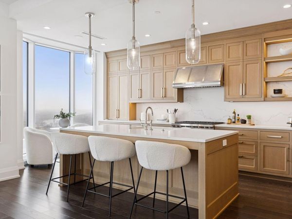 1111 W River Parkway, Unit 24C, Minneapolis, MN 55415