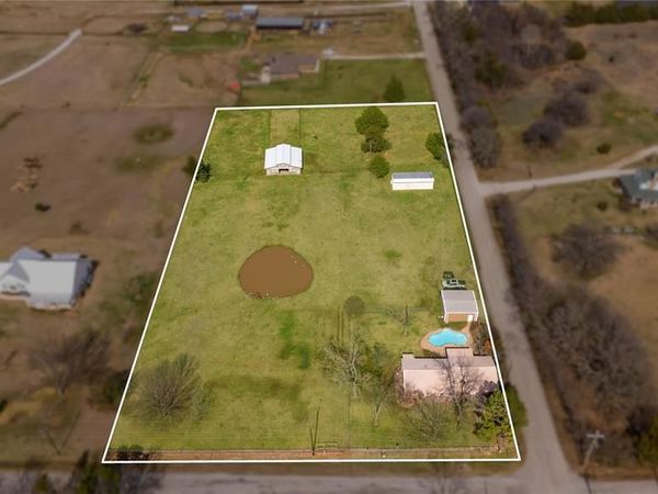 9213 Wilson Road, Pilot Point, TX 76258