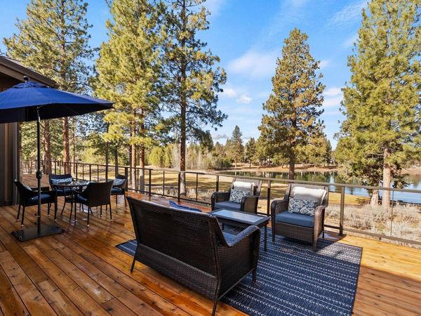 16892 Royal Coachman Drive, Sisters, OR 97759