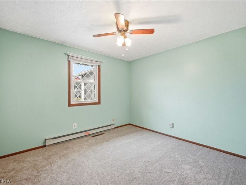 9106 Moulin Avenue NE, Alliance, OH 44601 Photo 24