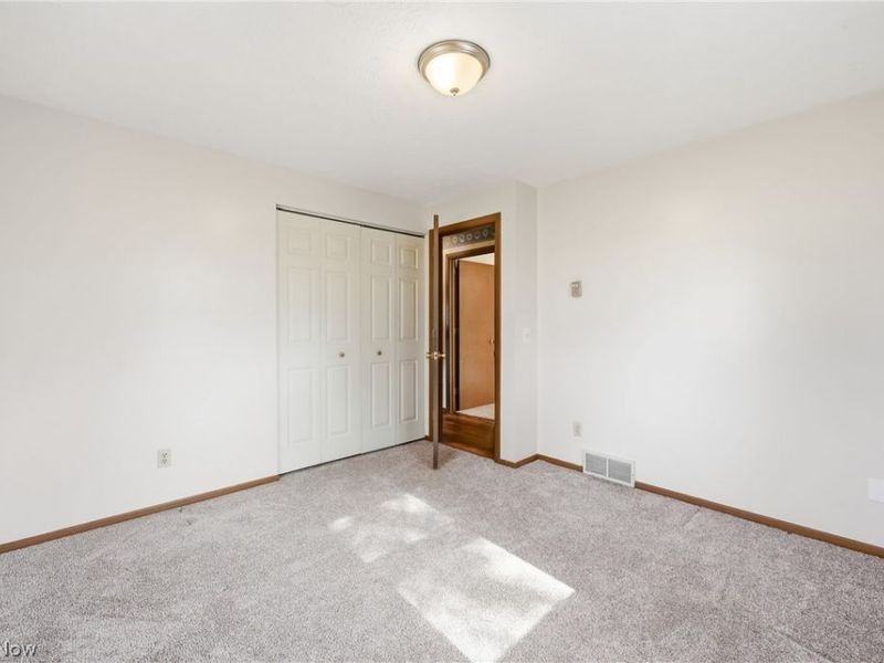 9106 Moulin Avenue NE, Alliance, OH 44601 Photo 29