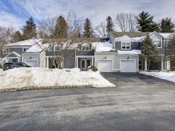 10 Gristmill, Sparta, NJ 07871