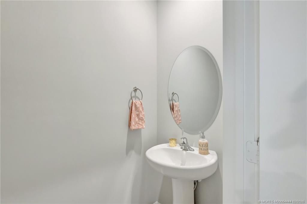 396 SE Sea Hunt Way, Stuart, FL 34994 Photo