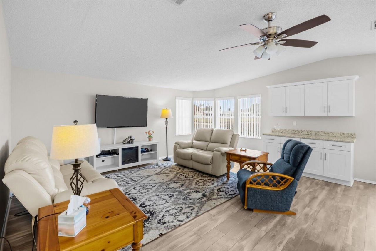 8032 Meadowlark Lane, Port Saint Lucie, FL 34952 Photo