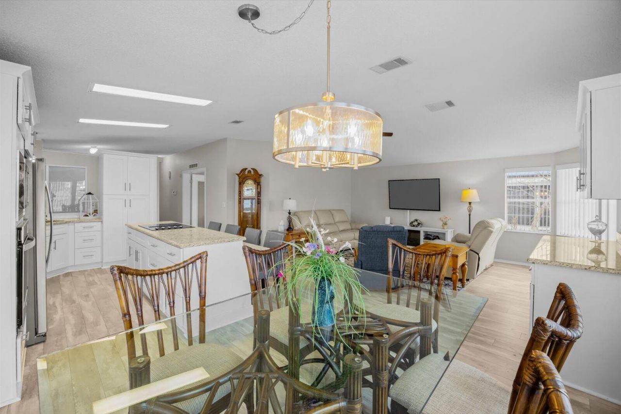 8032 Meadowlark Lane, Port Saint Lucie, FL 34952 Photo