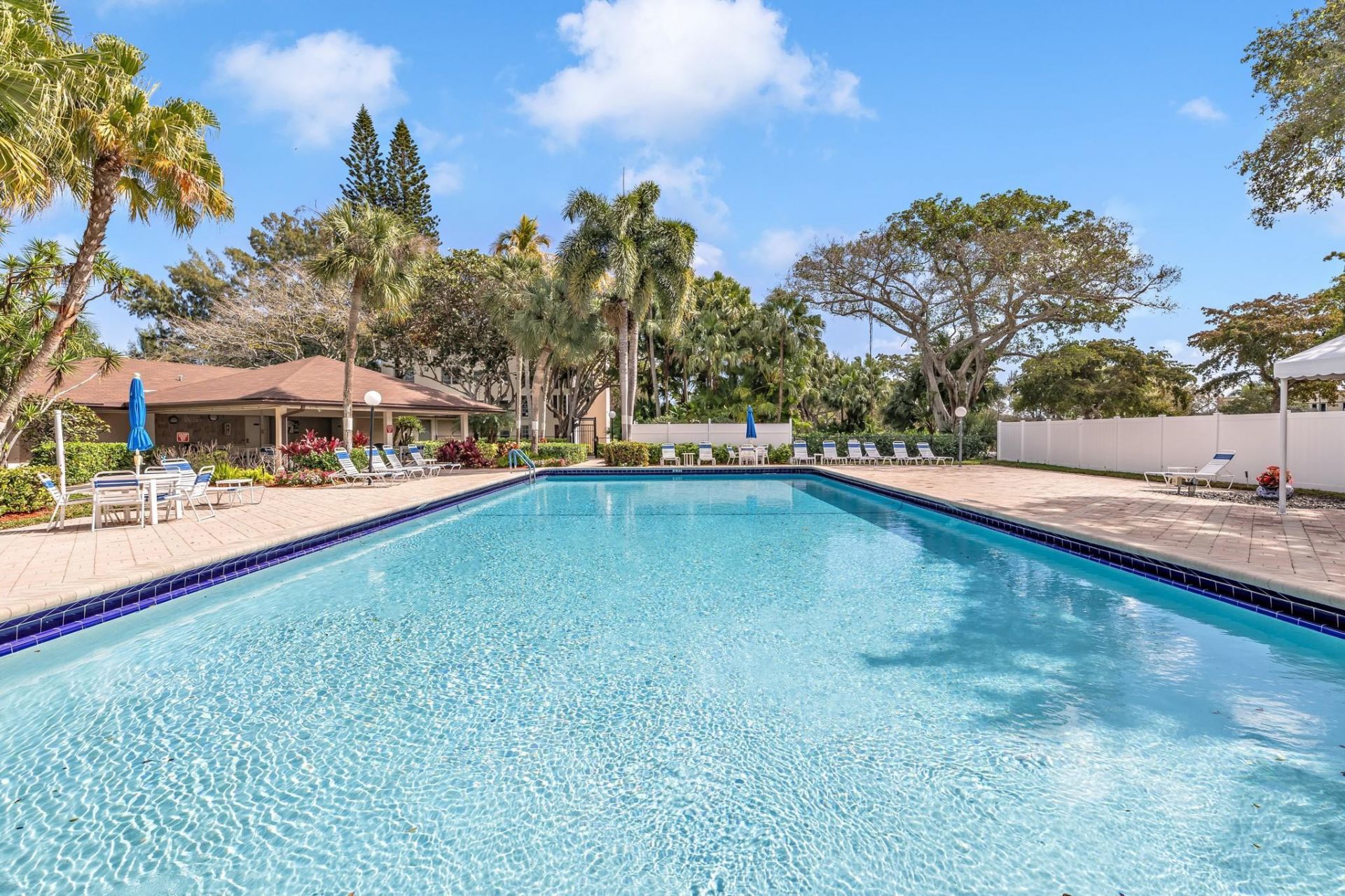 3001 S Palm Aire Drive, Unit 105, Pompano Beach, FL 33069 Photo