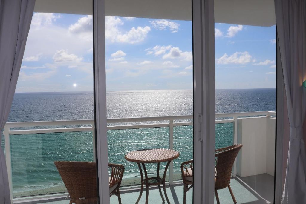 3001 S Ocean Drive, Unit 1011, Hollywood, FL 33019 Photo