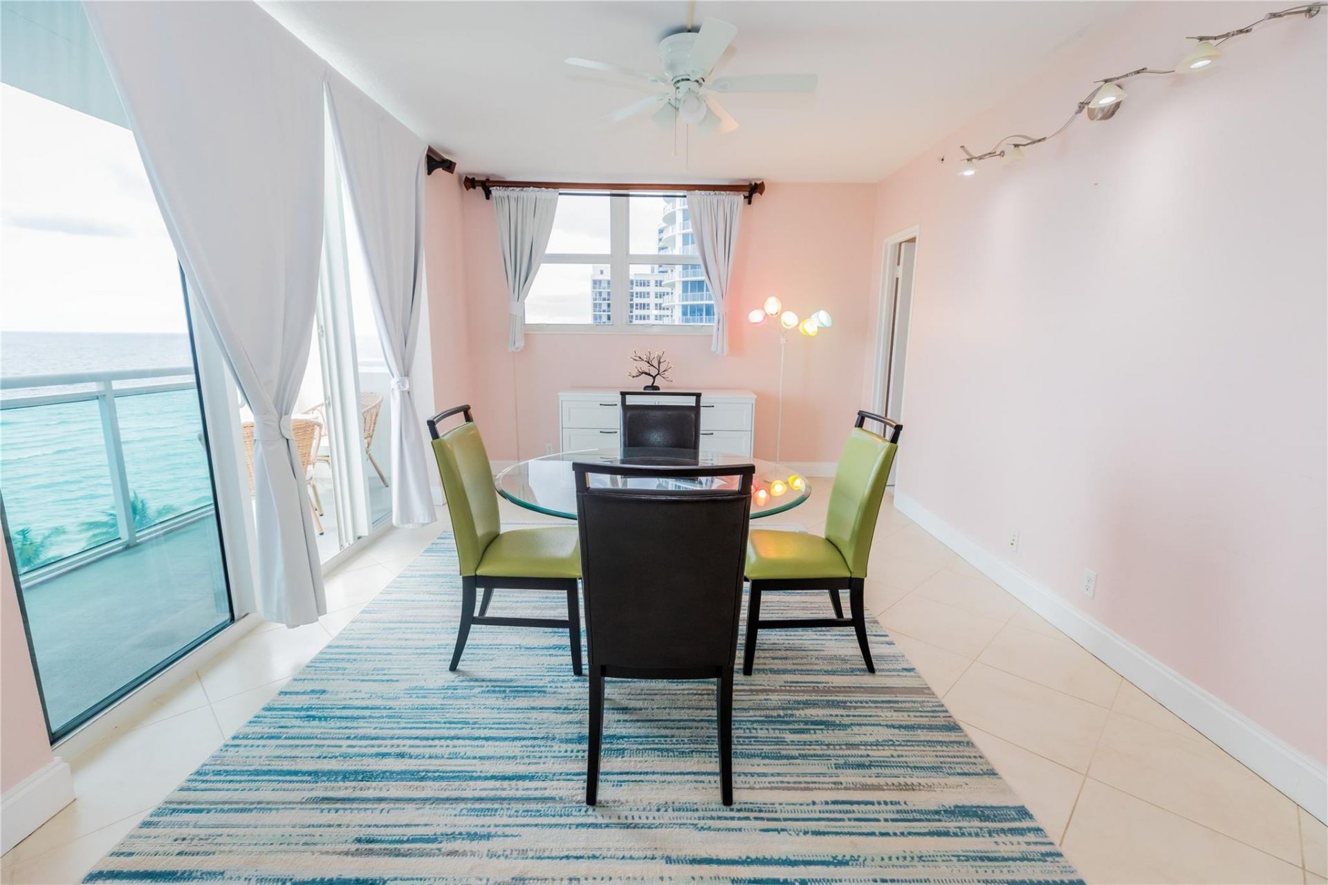 3001 S Ocean Drive, Unit 1011, Hollywood, FL 33019 Photo