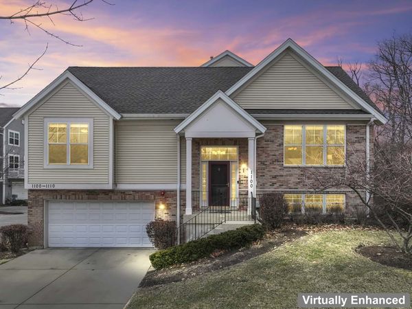 1100 Tuscany Drive, Streamwood, IL 60107