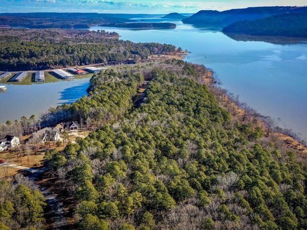 000 WOODS LANE, Clinton, AR 72031