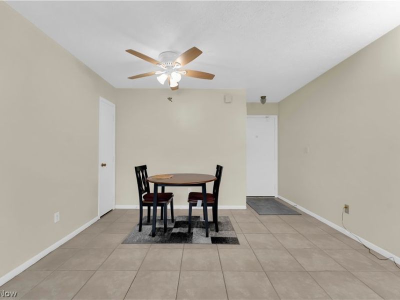 985 Canyon View Road, Unit 108-D, Northfield, OH 44067 Photo 3