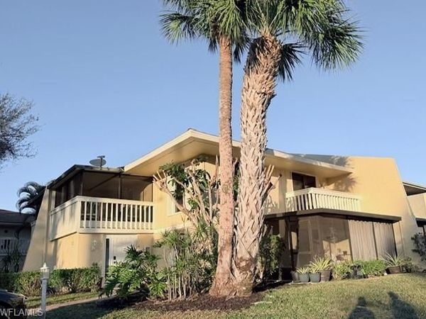 925 Palm View DR, Unit 121, NAPLES, FL 34110