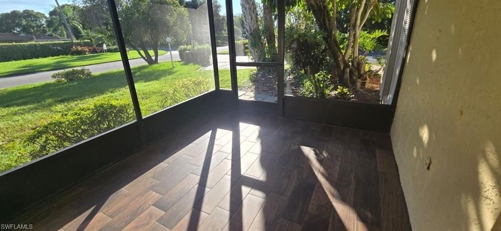 925 Palm View Dr, Unit 121, Naples, FL 34110 Photo