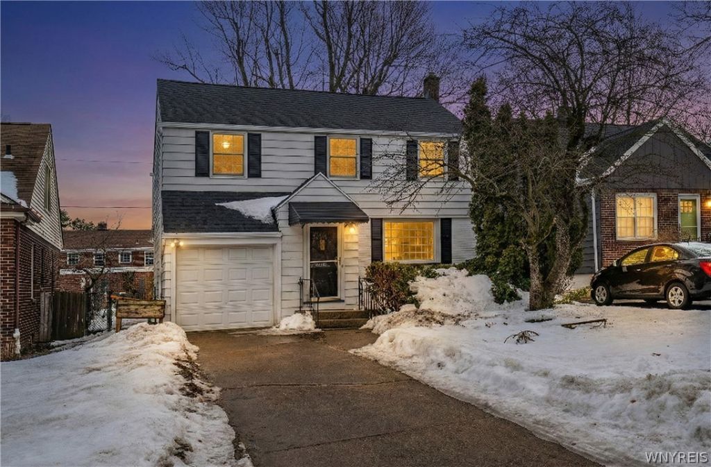 506 Mount Vernon Road, Buffalo, NY 14226 Main Photo