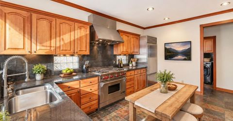 1919 Apalachee Drive, South Lake Tahoe, CA 96150 Photo
