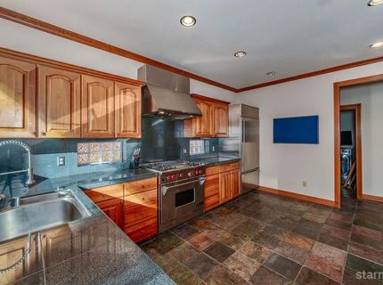 1919 Apalachee Drive, South Lake Tahoe, CA 96150 Photo