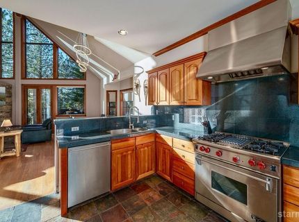 1919 Apalachee Drive, South Lake Tahoe, CA 96150 Photo