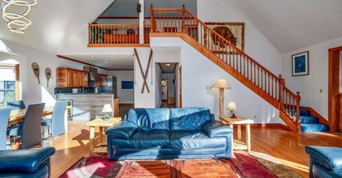 1919 Apalachee Drive, South Lake Tahoe, CA 96150 Photo