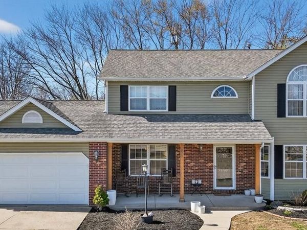 1029 Meadows Court, Maryville, IL 62062