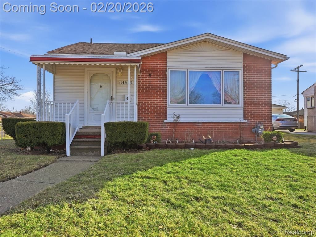 14559 Balsam Street, Southgate, MI 48195 Main Photo
