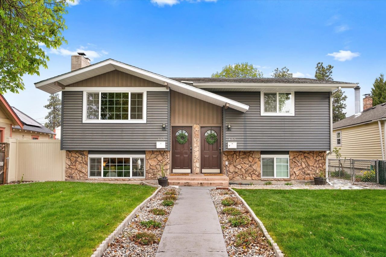 423 W Providence Ave, Spokane, WA 99205 Main Photo