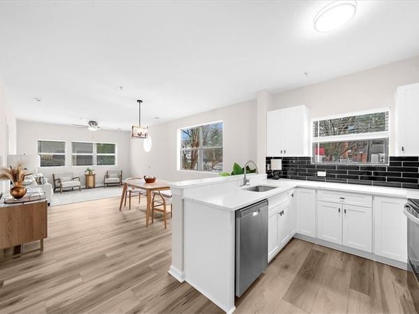 2230 Cheshire Bridge Road NE, Unit 403, Atlanta, GA 30324
