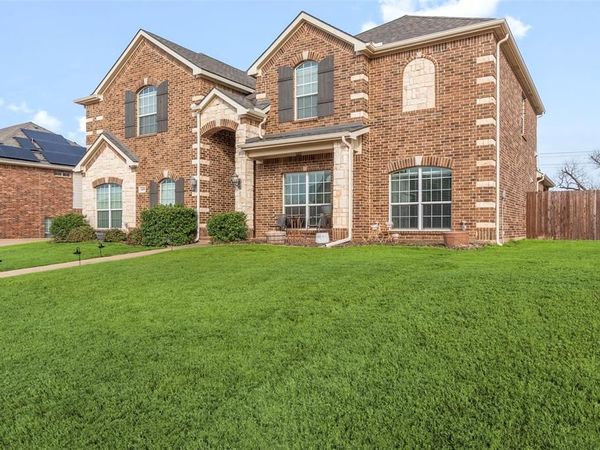609 Sunrise Drive, Kennedale, TX 76060