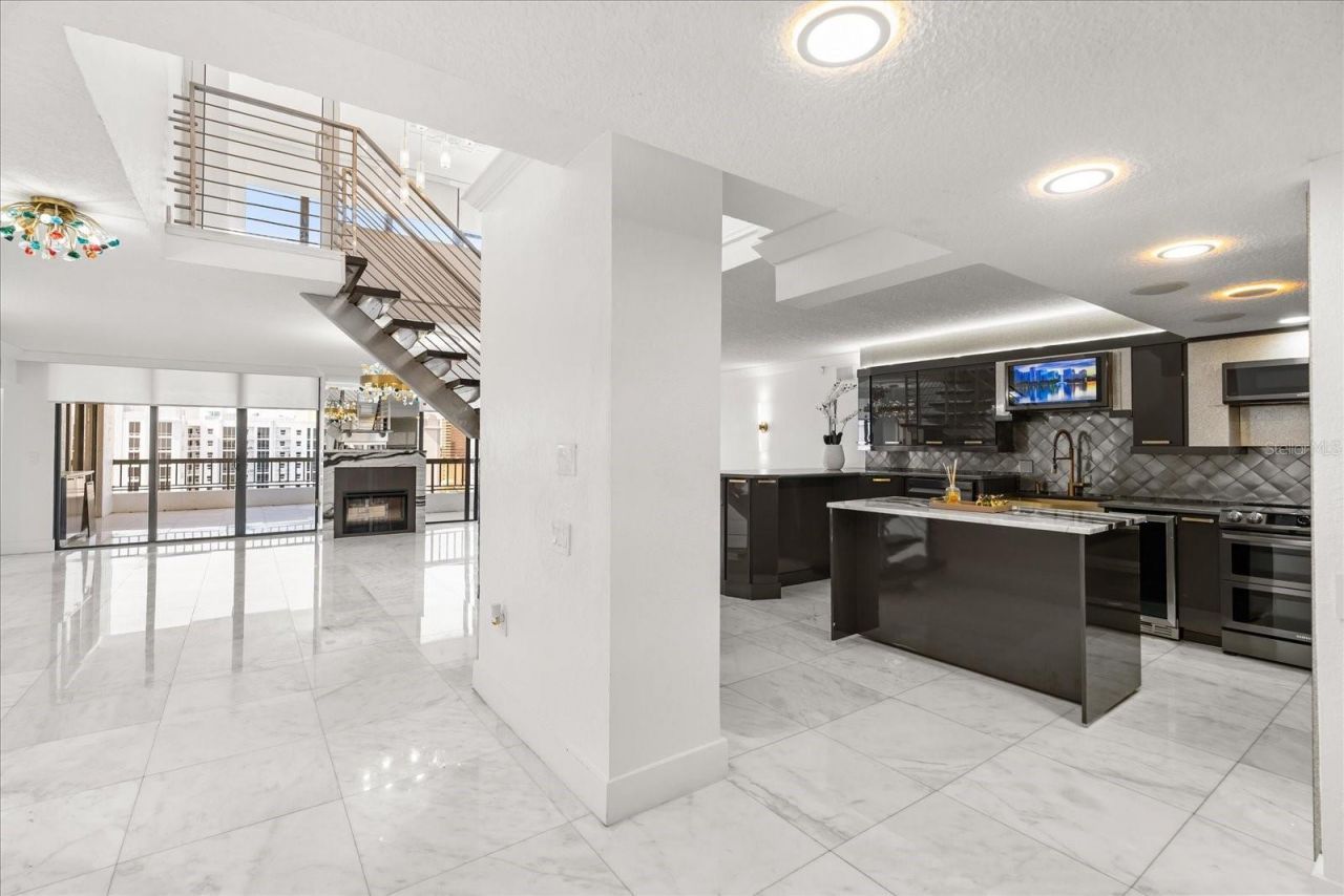 530 E Central Boulevard, Unit 1901, Orlando, FL 32801 Photo