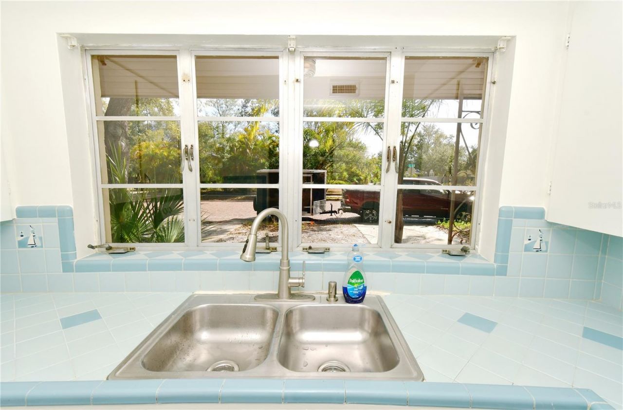 5435 5th Avenue S, Saint Petersburg, FL 33707 Photo