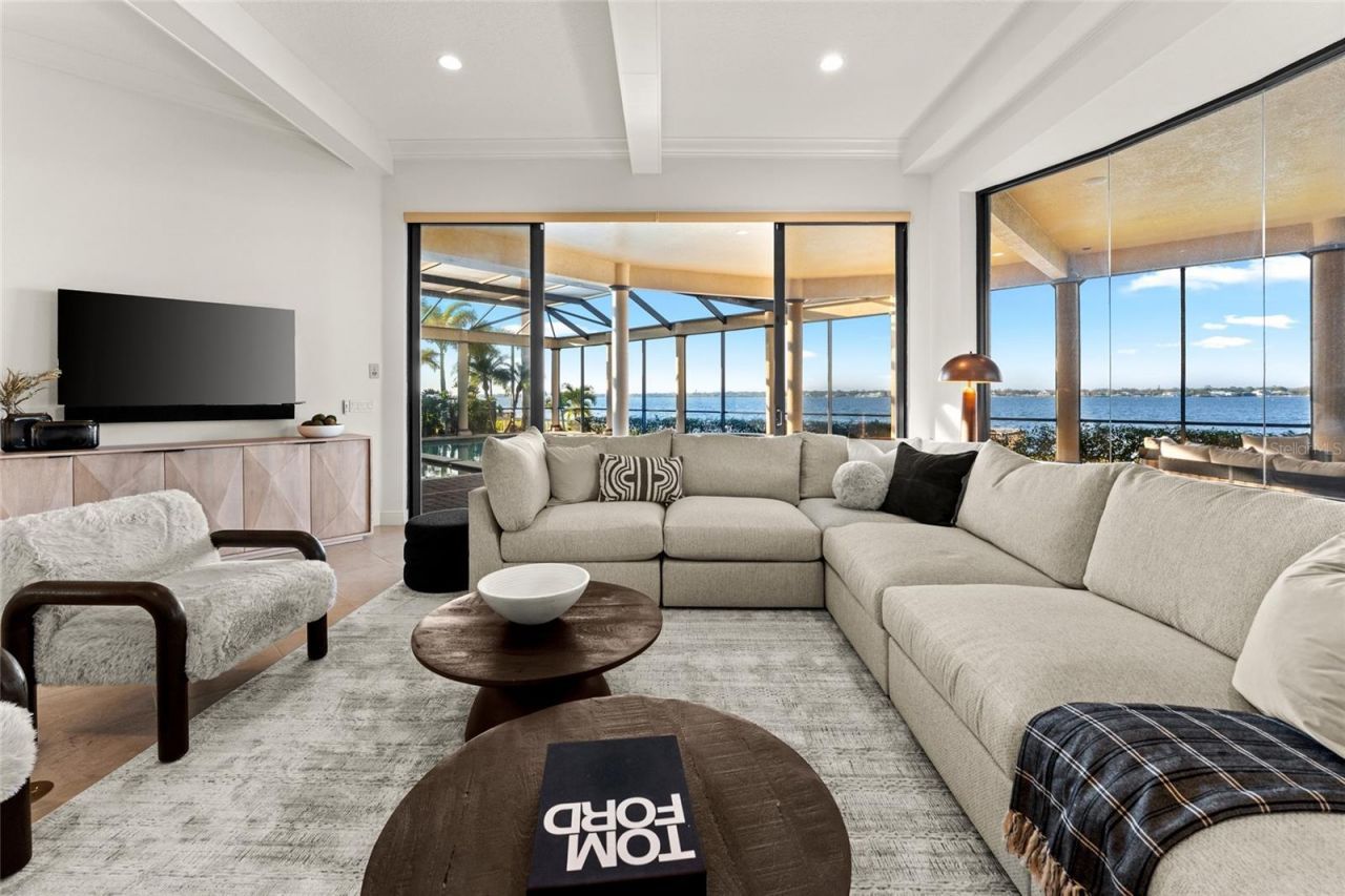 4003 Hawk Island Drive, Bradenton, FL 34208 Photo