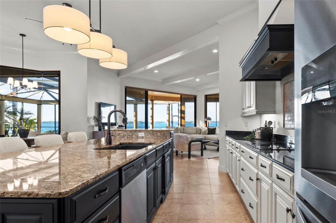 4003 Hawk Island Drive, Bradenton, FL 34208 Photo