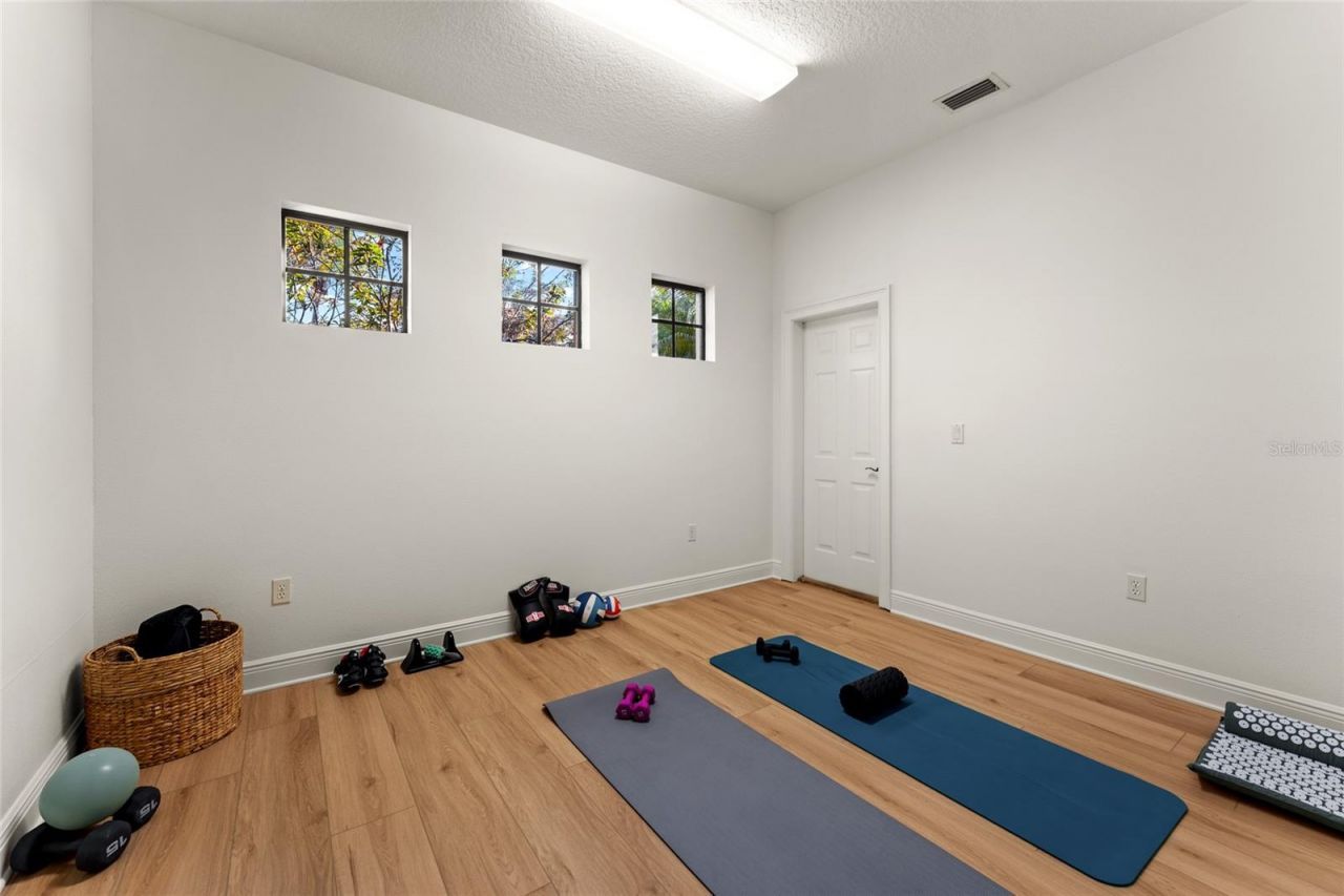 4003 Hawk Island Drive, Bradenton, FL 34208 Photo